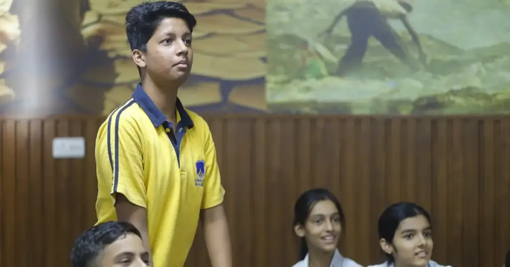 Clubs That Encourage Students to Speak, Think and Participate